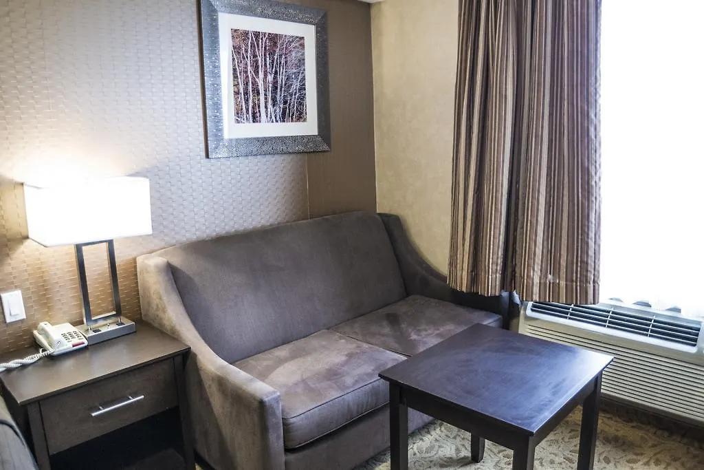 Mississauga Gate Inn 2*,